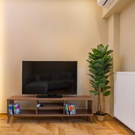 Urban Spacious Apartment Near Kallimarmaron Aten Exteriör bild